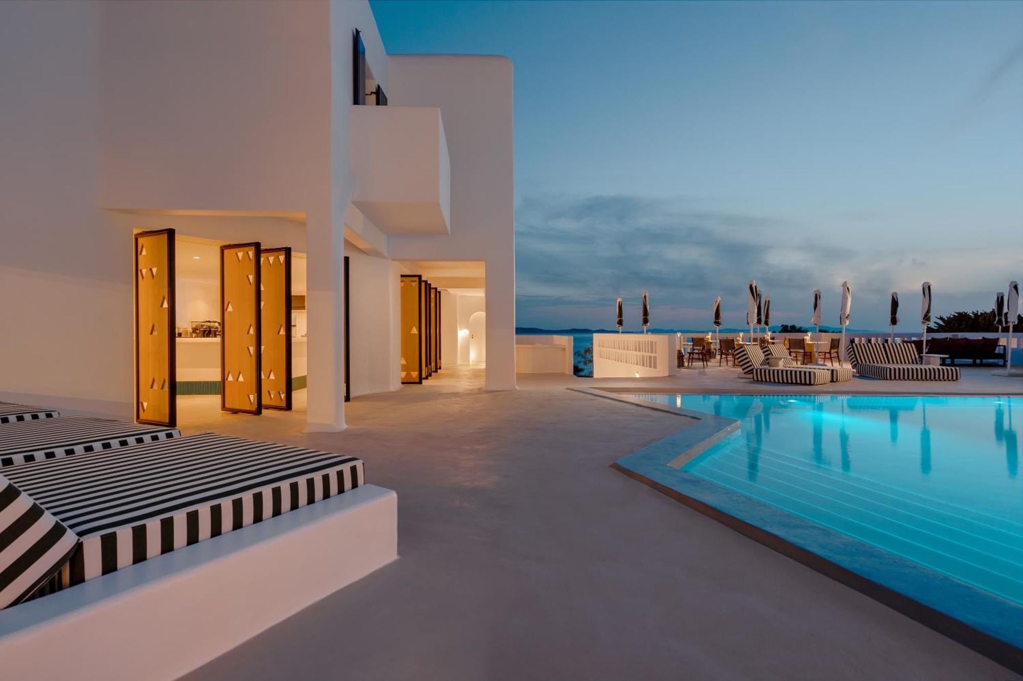 Croco Mykonos Hotel Tourlos Exterior photo
