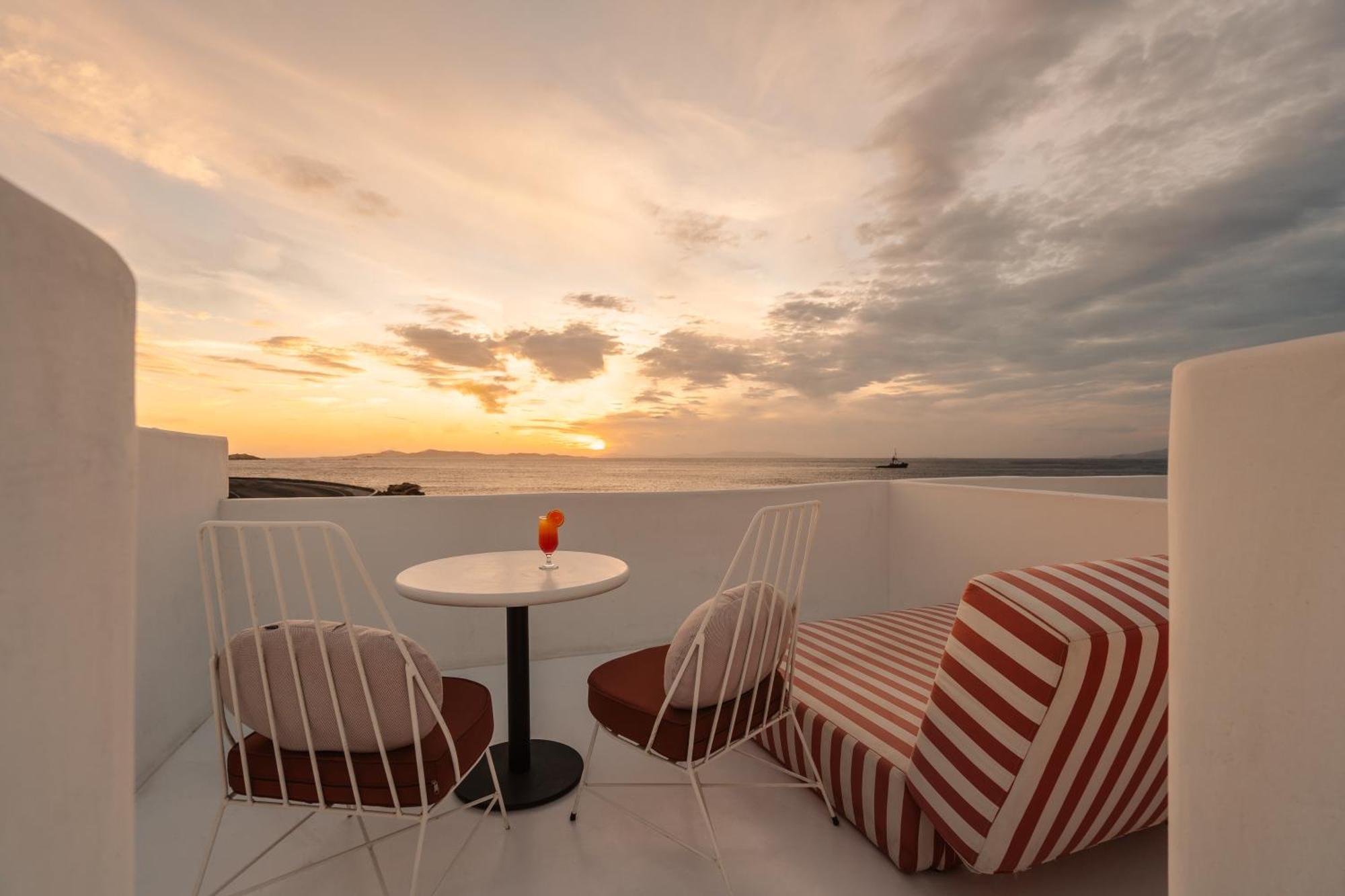 Croco Mykonos Hotel Tourlos Exterior photo