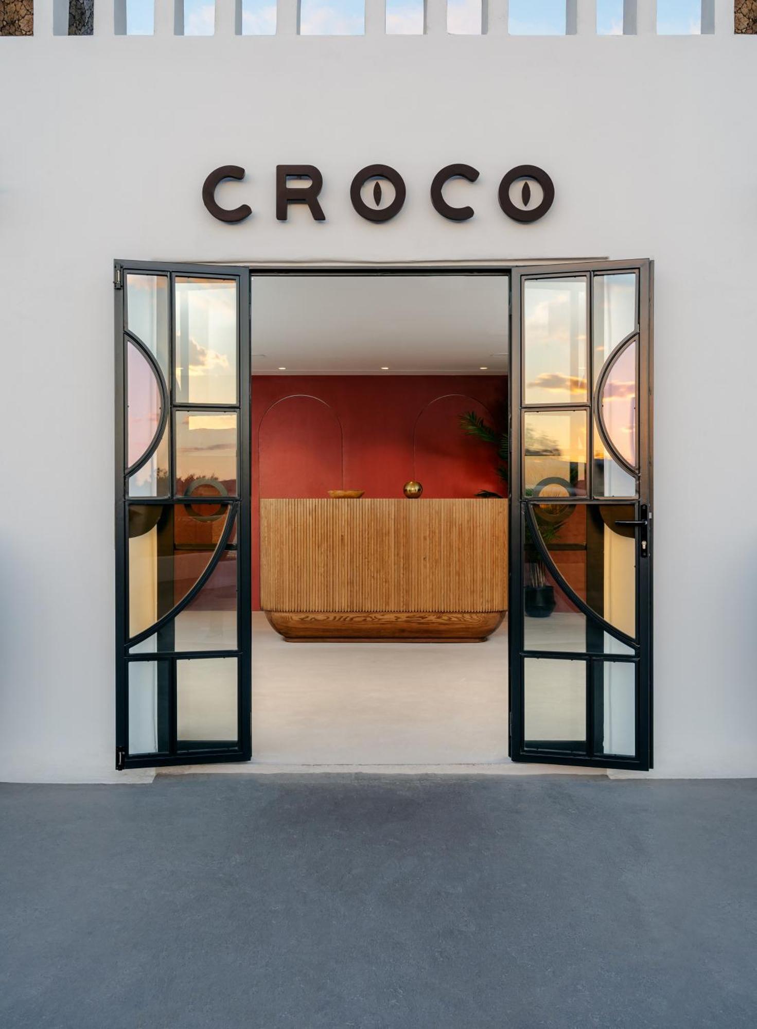 Croco Mykonos Hotel Tourlos Exterior photo